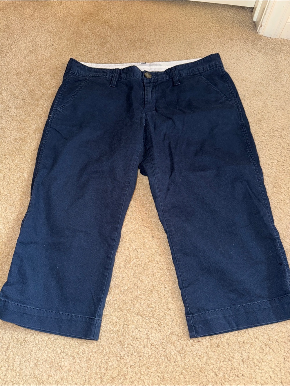OLD NAVY - Navy Blue Capris - Size 8